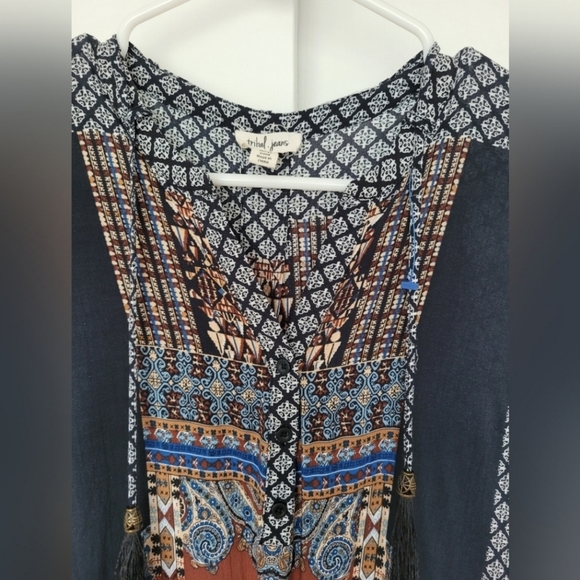 Tribal Jeans Arctic Dreamer Women's Blouse 100% Rayon Tassels Multicolor S/P - Picture 11 of 15